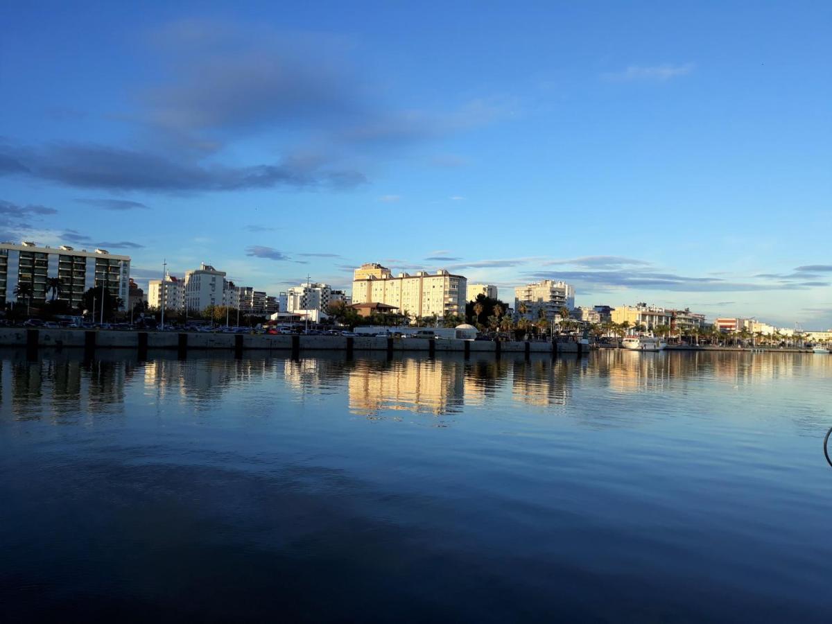 Apartamento Playa&Port Gandia Solo Familias Bagian luar foto